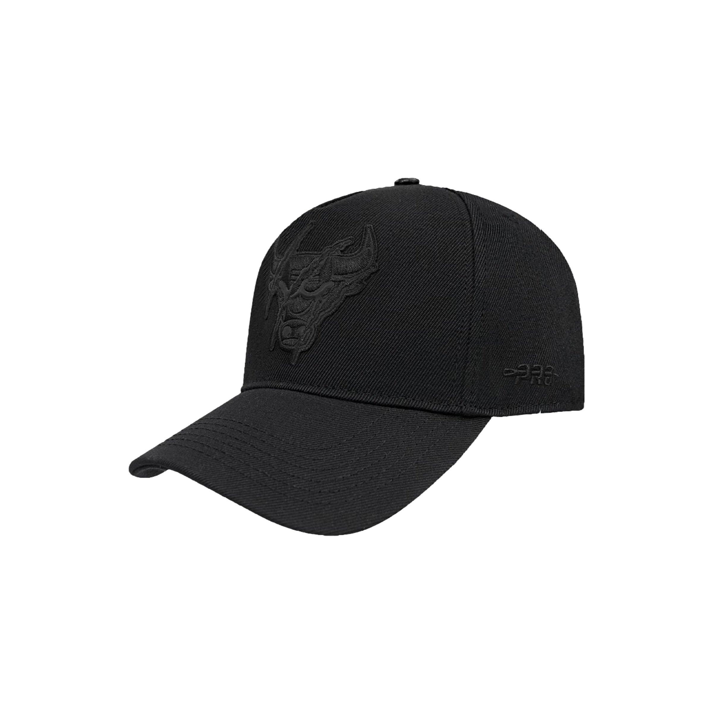 Pro Standard Chicago Bulls Black Cat Snapback | Hibbett